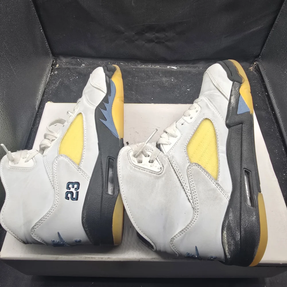 Jordan Athletic Shoes White‎ and Yellow